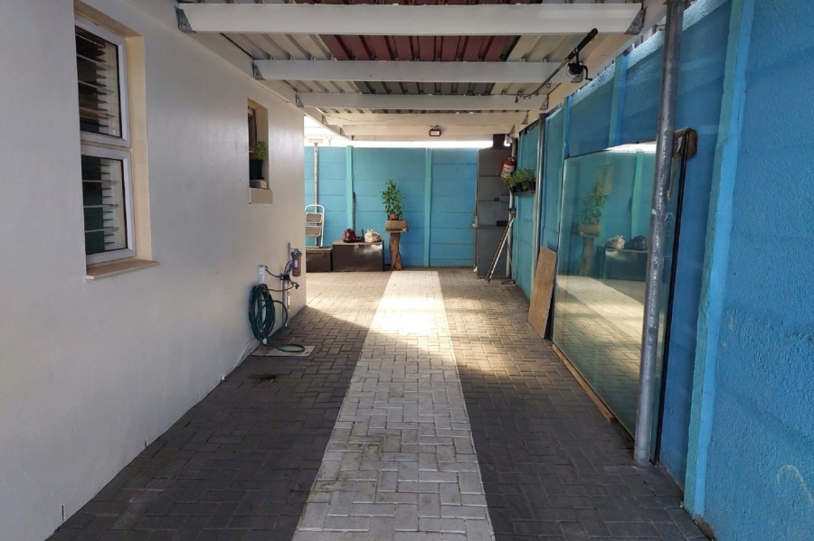 2 Bedroom Property for Sale in Woodlands Western Cape